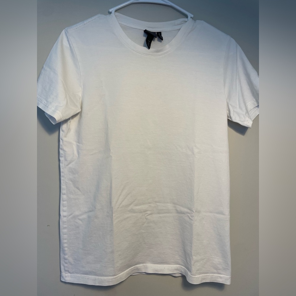 H&M White T-Shirt